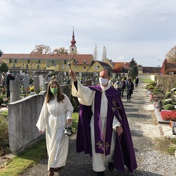 Gräbersegnung, Friedhof der Pfarre Graz-St. Peter